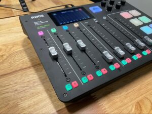 rode caster pro microphone setup