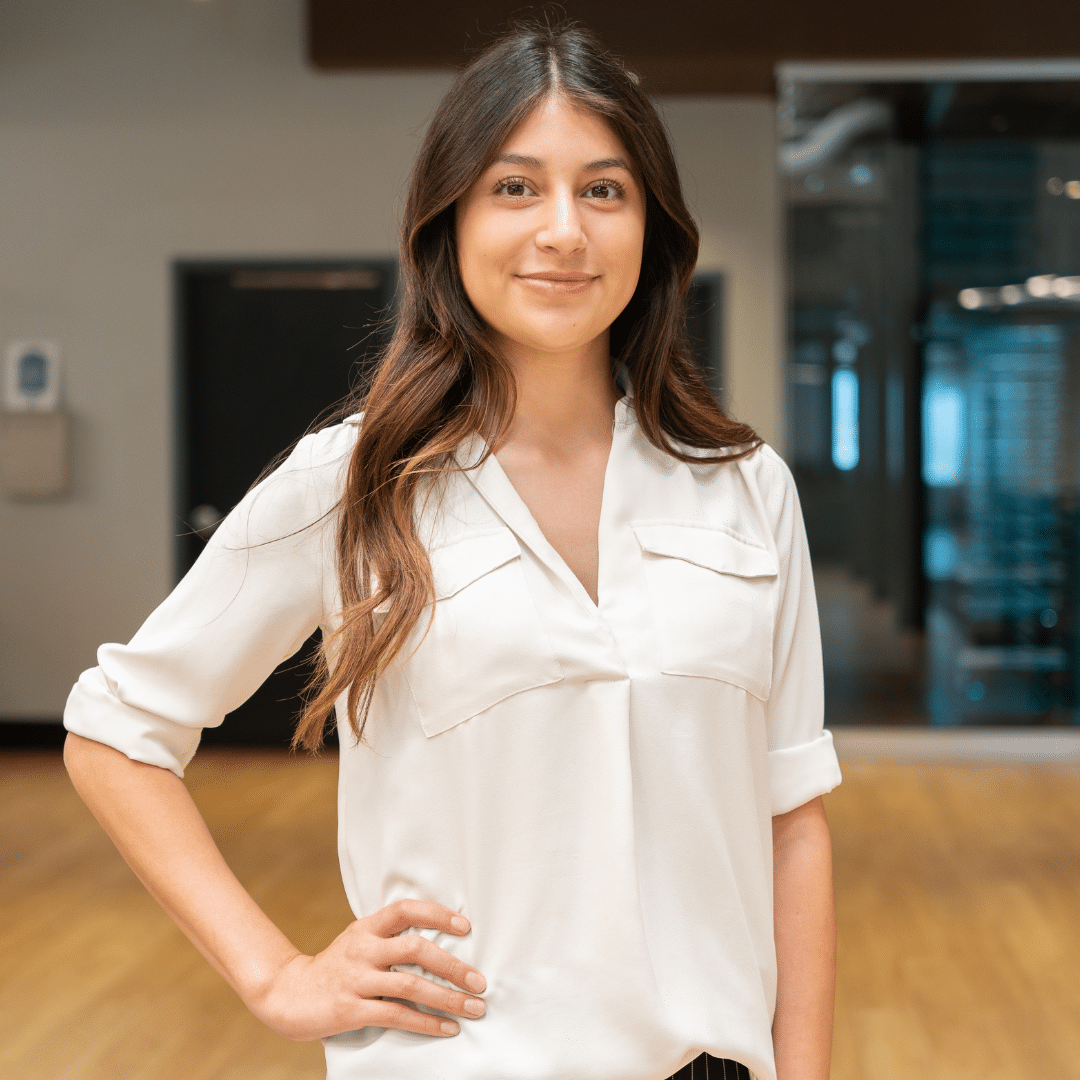Isabella Flores ‣ NuvoDesk Coworking ‣ NuvoDesk Coworking Isabella Flores